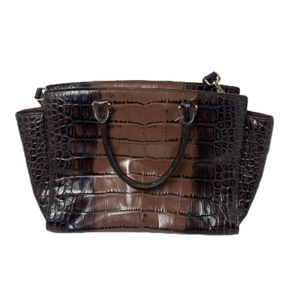 Michael Kors Large Embossed Leather Bag - Picture 4 of 13